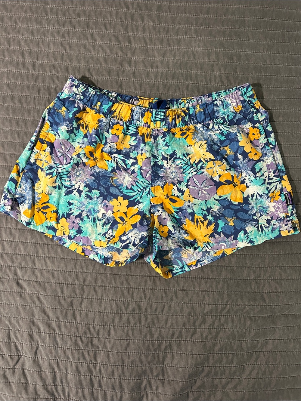 Patagonia Floral Elastic-Waist Women’s Shorts - Navy & Yellow